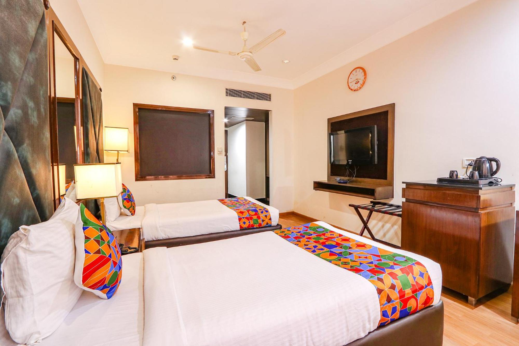 היידראבד Fabhotel Prime Svm Grand - Banjara Hills מראה חיצוני תמונה